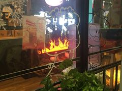 -三人行骨头王火锅(长寿店)