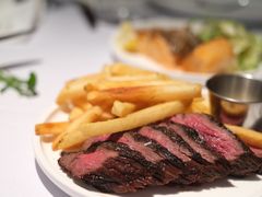 经典牛排配特色薯条-壳里西餐厅Coquille Seafood Bistro(蒙自路店)