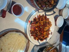 -湘西小馆(滨河路店)