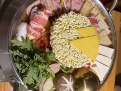 -恩你小木屋·韩式料理(假日广场店)