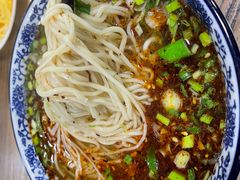 -陇上全荟兰州传统牛肉面(延吉路店)
