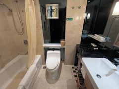 -汕头金海湾大酒店(万象城店)