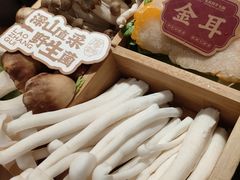 -廖掌柜·重庆鲜货火锅(上海首店)