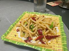 -肥肥虾庄·金牌油焖大虾(沙湖店)