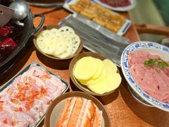 -周小明火锅(黑金冠社区店)