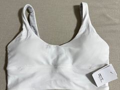 -lululemon(比斯特购物村店)