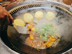 -锅老头海鲜铁锅炖