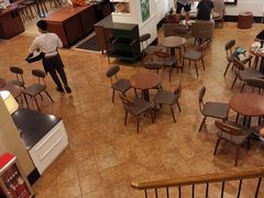 大堂-星巴克臻选(广州沙面店)