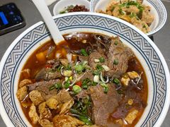 -粉吖吖·邵阳米粉(体育西路店)