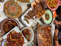 -小董哥烤串·爆汁大油边(故宫店)