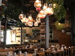 -胡桃里音乐餐厅(陶溪川店)(川湘赣菜·世界百大酒庄直供红酒·音乐表演)