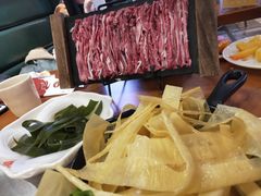 -清真·噃茄树黄柿子火锅