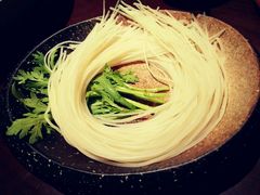-余欢领鲜火锅(新街口店)