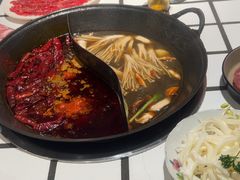 -朱光玉火锅馆(正弘城店)