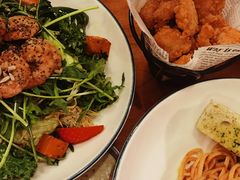 亚麻籽藜麦大虾沙拉-COMMUNE幻师(五角场店)