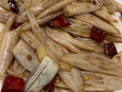 -黄泥岗·地道湖北菜(奥特莱斯店)