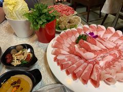 -羊家胡同·龙虾烧烤火锅(龙汇路店)