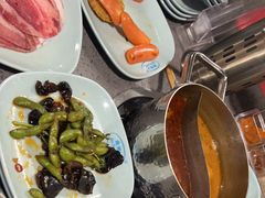 -金滏山烤肉·海鲜·火锅自助餐厅(襄阳万达店)