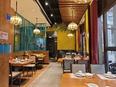 -黄泥岗·地道湖北菜(奥特莱斯店)