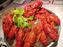 -巴厘龙虾·榜首油焖大虾(音乐学院·沿江酒馆店)