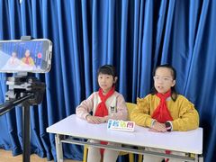 -蓝话筒·少儿成人演讲口才·主持朗诵·戏剧表演(大华第一坊店)