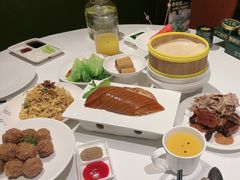 -贝勒爷·酥不腻烤鸭