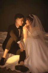 -雪中彩影婚纱摄影·微光艺术中心