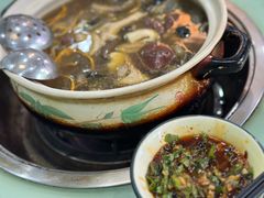-杨记山珍鸡煲菌汤锅