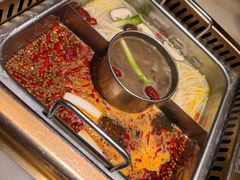 -巴渝瓦肆重庆鲜火锅(宝龙环湖店)