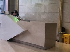 -优伢仕口腔(汽车西站店)