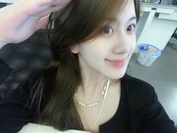 -AYO SALON