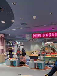 -奈尔宝家庭中心·亲子餐厅(北京东坝万达店)