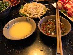 -茅草房·河畔园林火锅