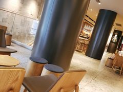 大堂-星巴克臻选(济南恒隆店)