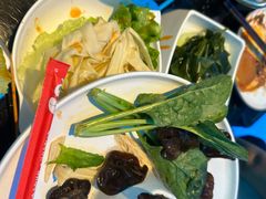 -唯爱KTV聚会餐厅(仙林东城汇店)