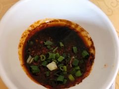 特色蘸碟-茅屋大酒店