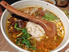 -SHAN山(前滩太古里店)