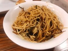 开洋葱油拌面-建国328 本帮小馆·面馆