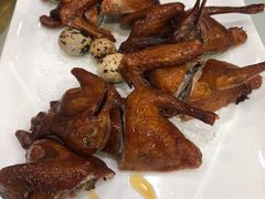 红烧乳鸽-成惠食府(赤岗店)