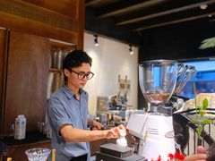 -Metal hands·铁手咖啡