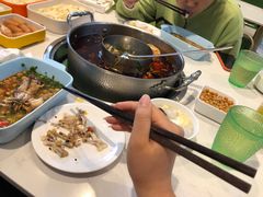 -蛙两只美蛙鱼头火锅(恒茂店)