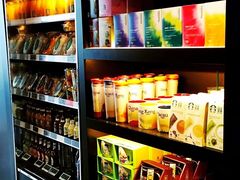 -星巴克(香港国际机场44号闸店)