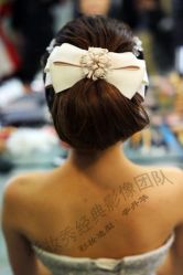 大爱这个发饰-上海彩妆秀摄影设计有限公司