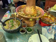 -浩海火燒雲傣家菜(芮欧百货店)