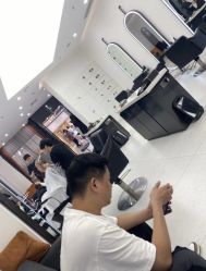 -侨治发型