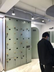 -妃格美发沙龙·烫发·染发
