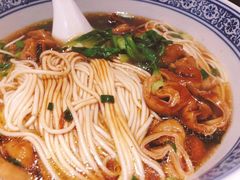 -沪西老弄堂面馆(定西路店)