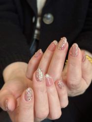 -HUII NAIL绘京美甲美睫会馆