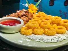 烧肉和鱿鱼圈-澳珀食堂
