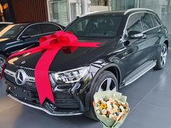 -天津波士信达奔驰4S店(卫津南路店)